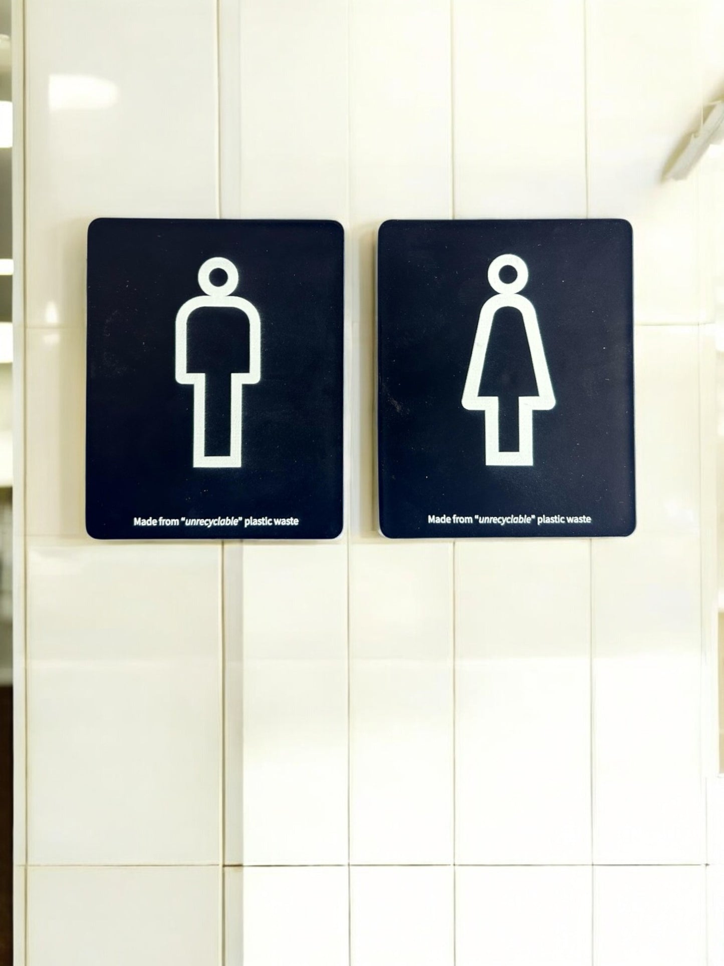 TOILET SIGNAGE