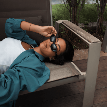 Black / Metalish Black